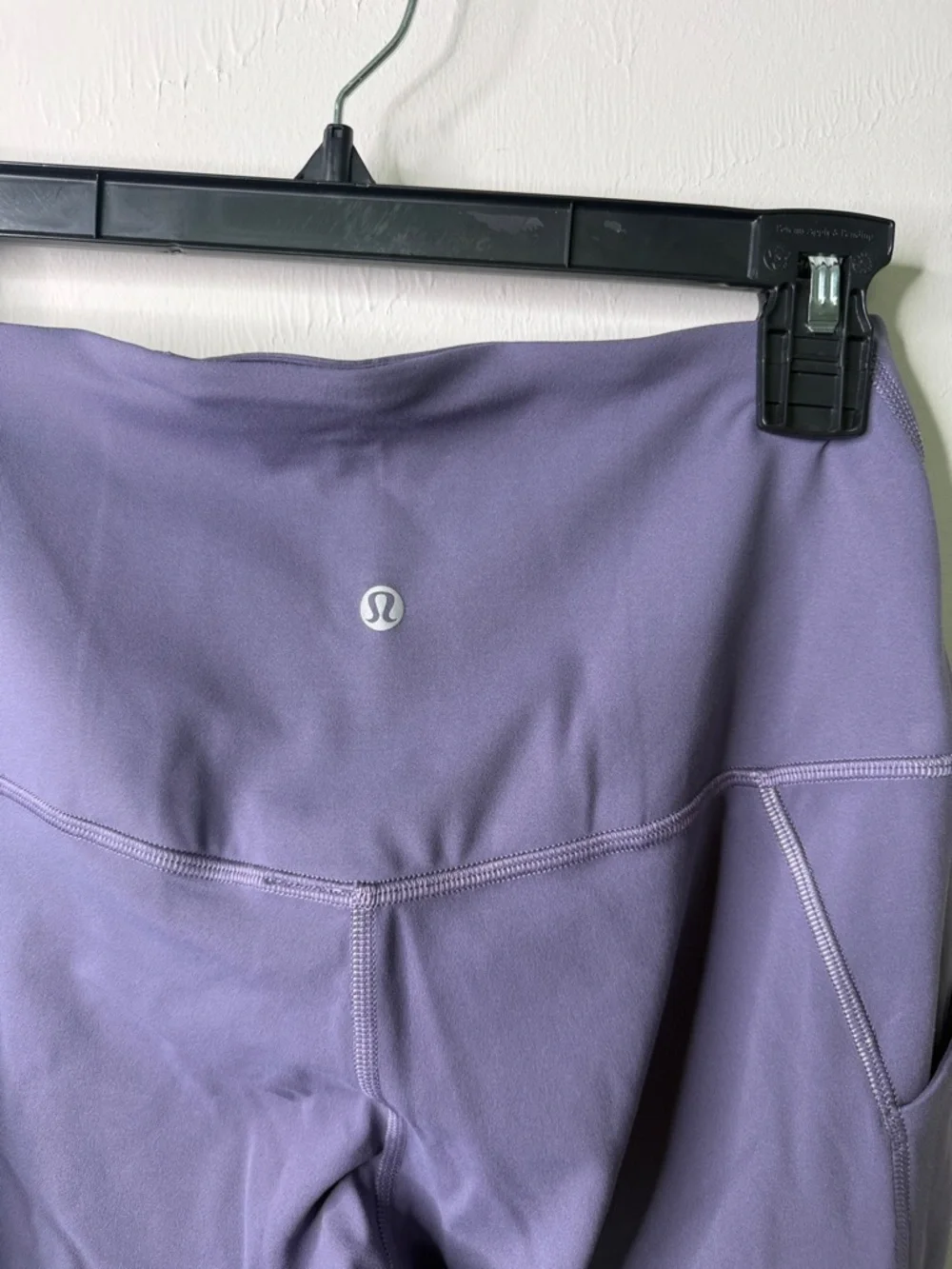 Lululemon Align HR 25” with pockets - Picture 3 of 5